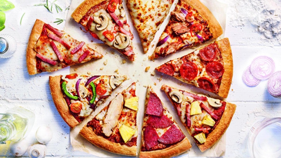 Hentai Pizza with mayonnaise