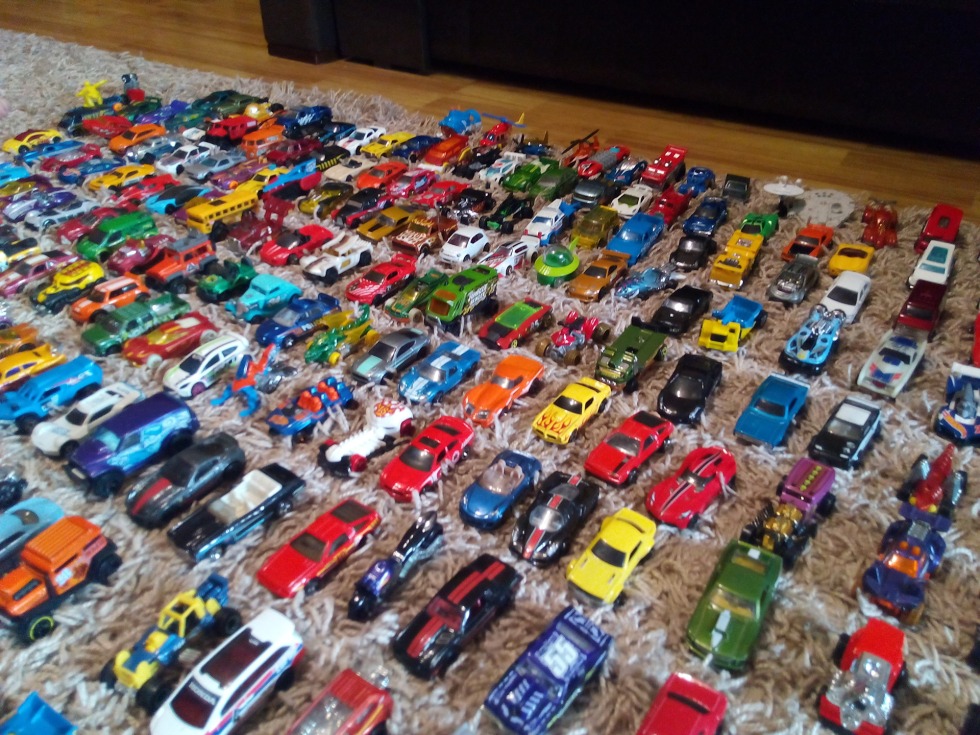 CASHES HOW WILS Collection