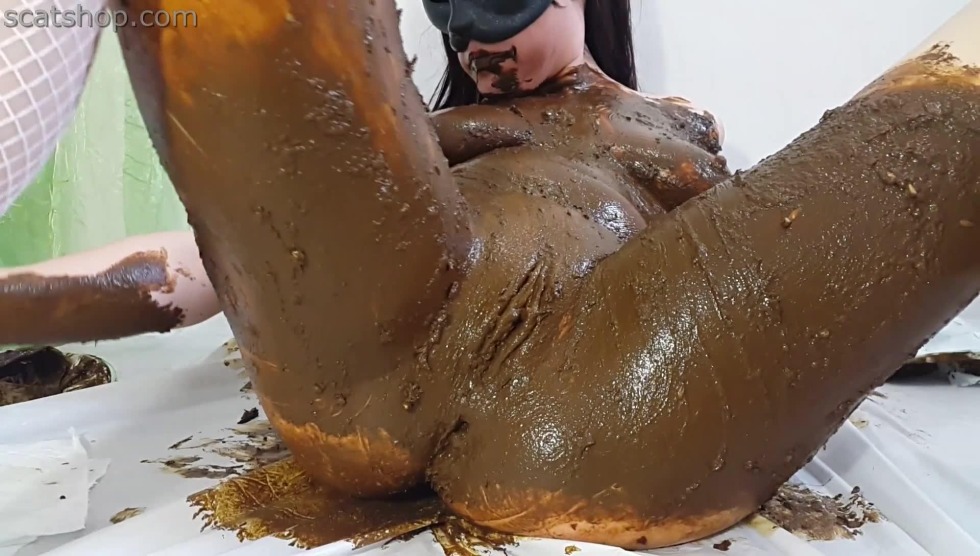 Girl pours from blowjob