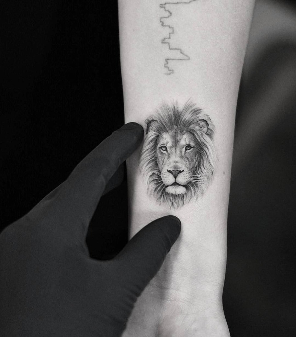 Ursula Korberro Paper House in shorts