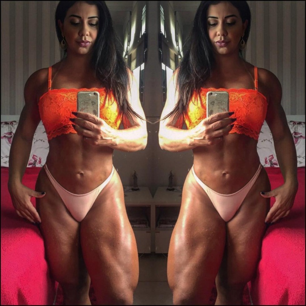 Diepaula model Munich naked