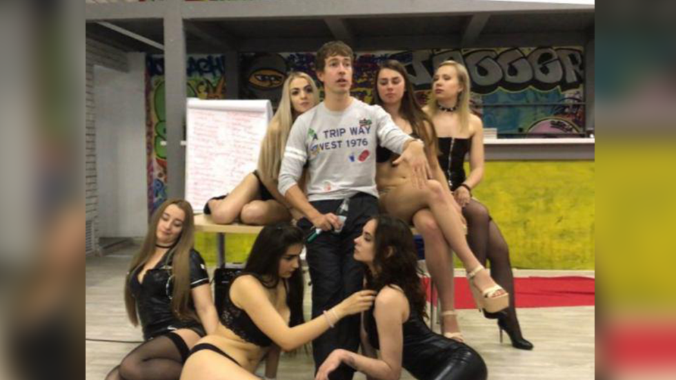 Training Alex Leslie