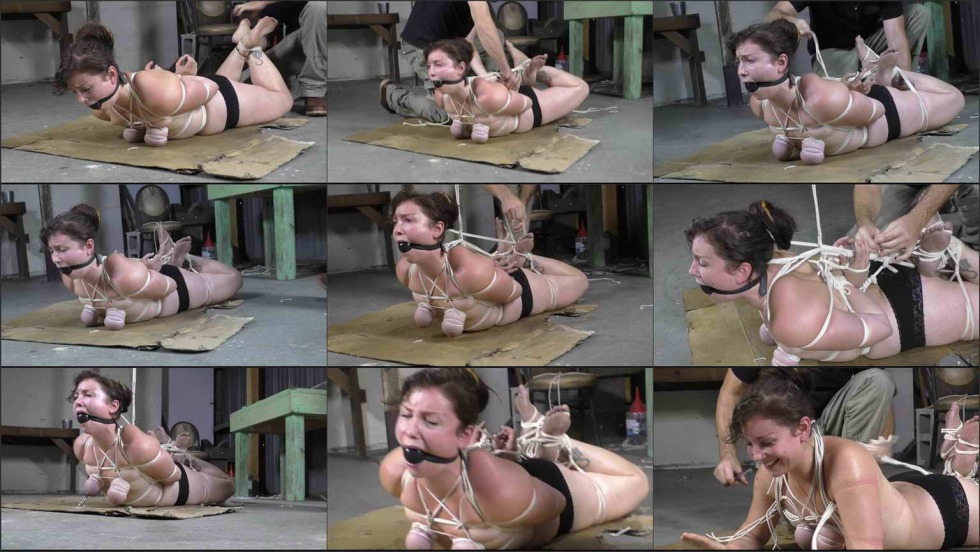 Roxane RAE DIRTY-FEET-BRUNETTE-CANED-ON-HOGTIE/