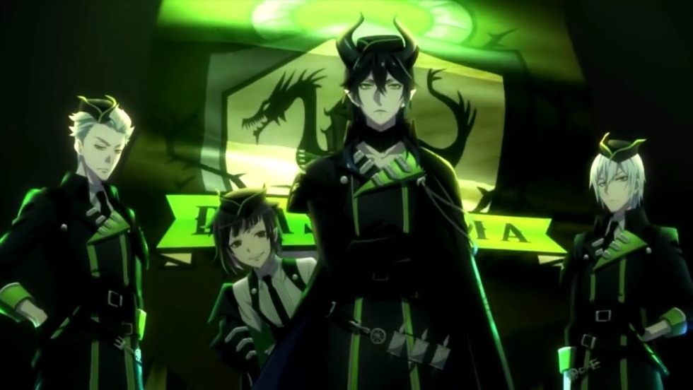 Silver Twisted Wanderland