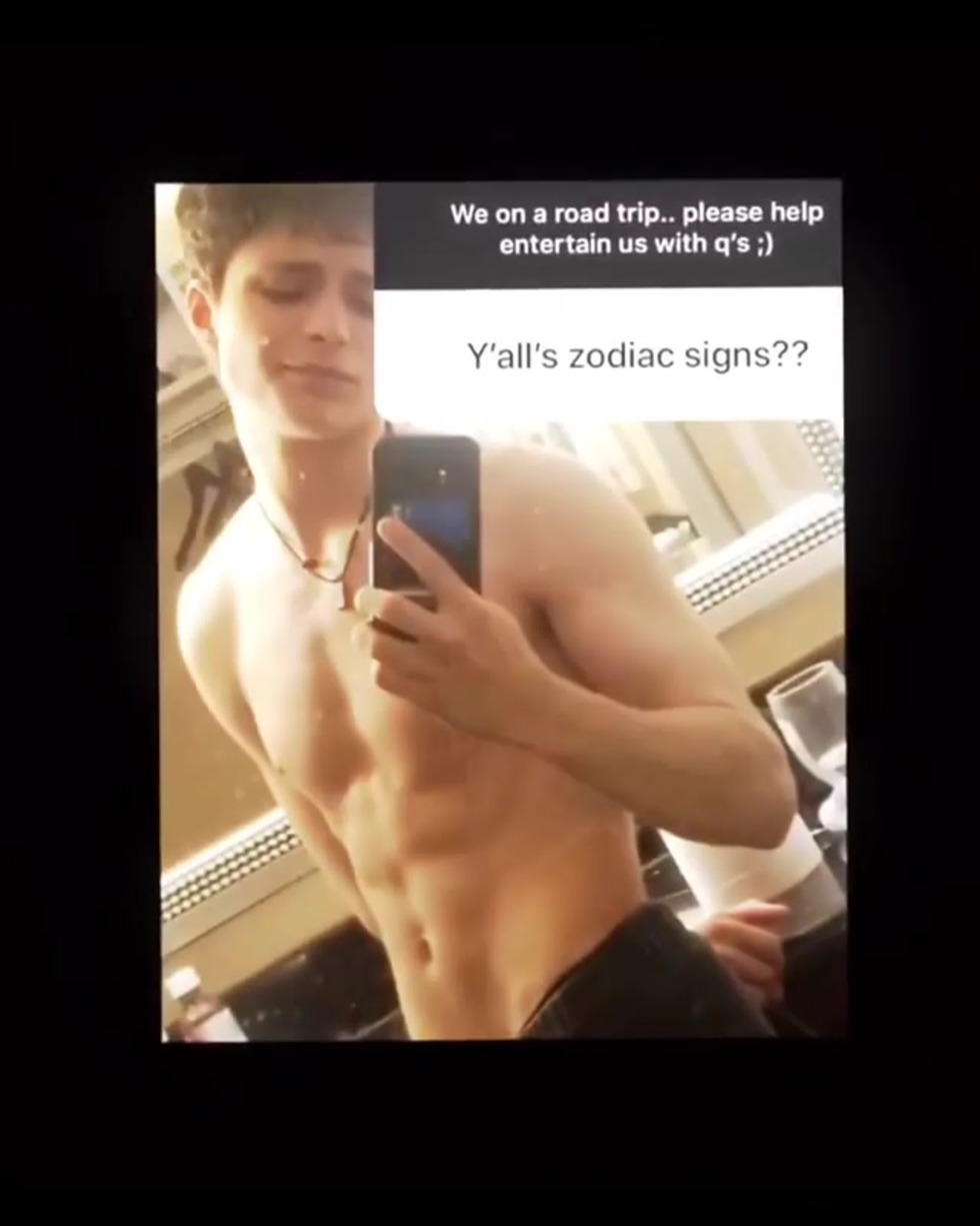 Mortal Kombat Kitana and Milina