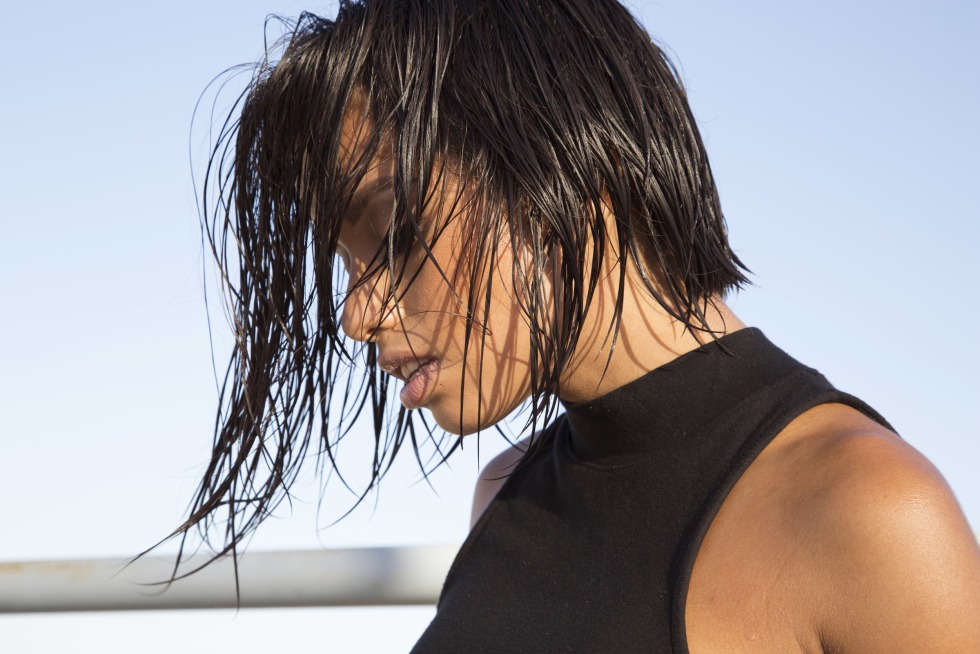 Lupa Fuentes with a guy in bed