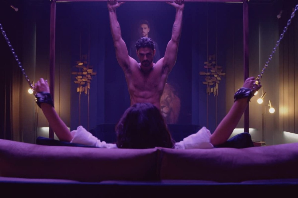 Michelle Morron Bed Scene