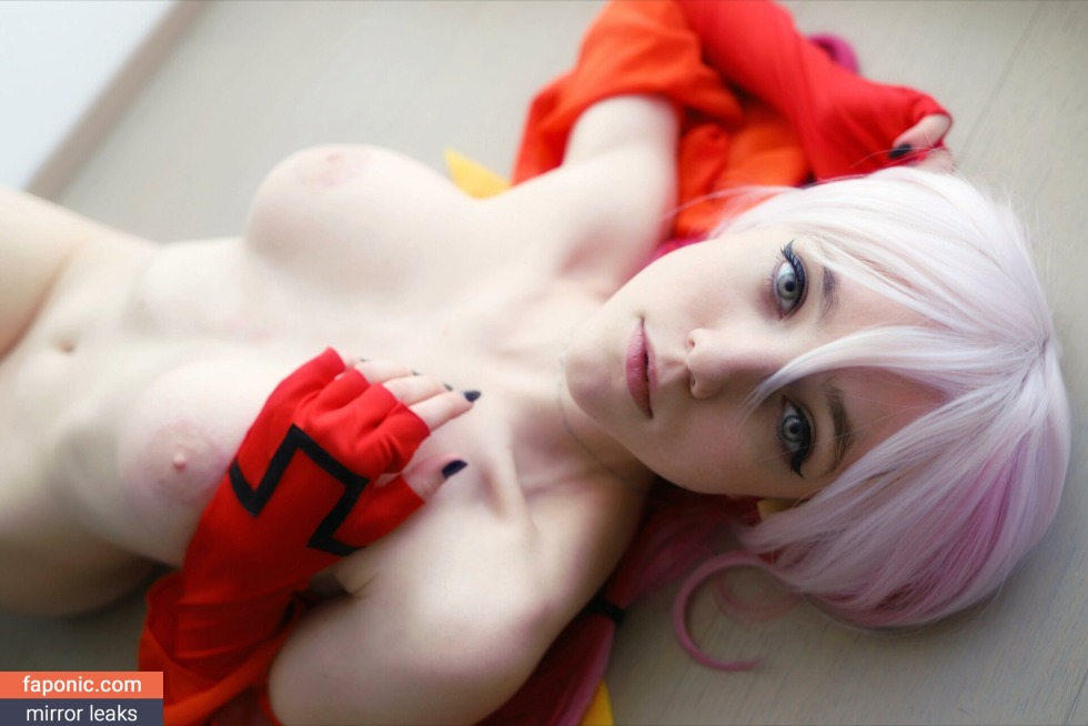 Inori Yuzurikha cosplay XXX