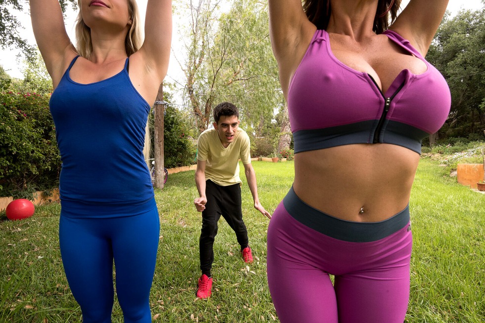 Brazzers Alexis Fox Gangbang